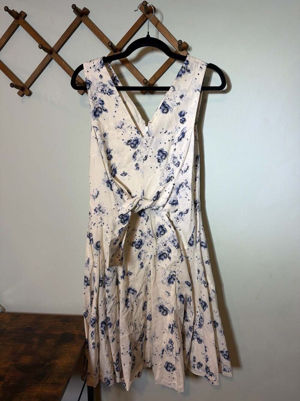 Rebecca Taylor Blue and White Floral Print Cotton Midi Dress with Bow Back Detai